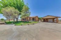 4 Mi to Museums: Roswell Getaway w/ Game Room! - 3-Star