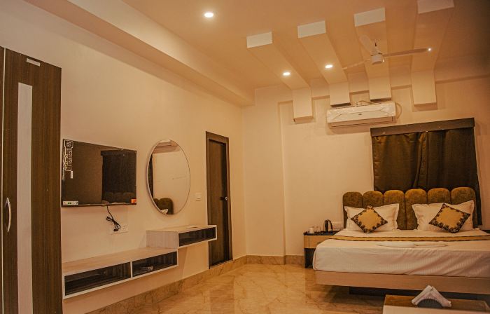 Golden Vista Resort - 10 Minute From Mayapur Temple