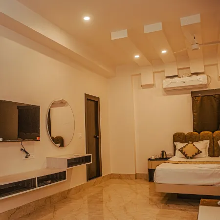 Golden Vista Resort - 10 Minute From Mayapur Temple