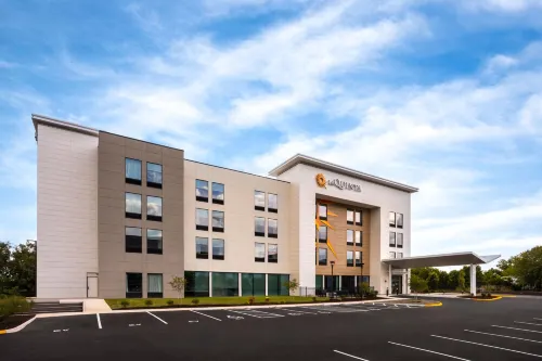 La Quinta Inn & Suites By Wyndham Roanoke Hollins/I-81 - gimnasio