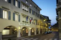 Astoria Hotel Italia Các khách sạn ở Udine