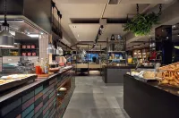 Carlton President Hotel - breakfast