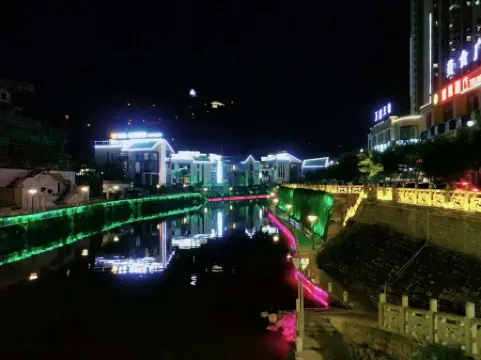 Saibo Hotel (Chongqing Hong'en Square Wansheng Bus Station) Отели рядом с достопримечательностью «Nantong Mining Industry Company Workers Culture & Sport Center»