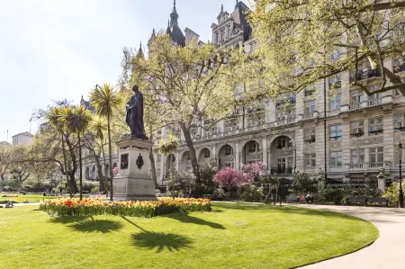 The Royal Horseguards Hotel, London Отели рядом с достопримечательностью «Пекхам Рай Парк & Коммон»