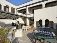 Caliente Hotels near Bango Kursaal