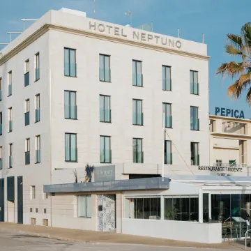 Hotel Neptuno Playa & Spa Отели в г. Валенсия