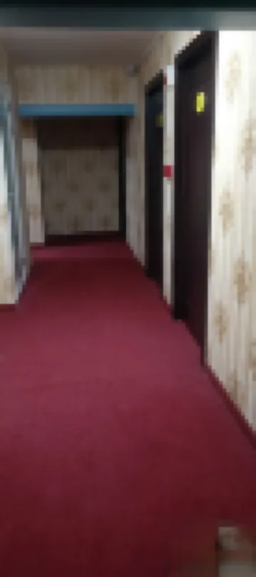 營山鑫隆弘運商務酒店