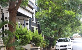Liwa - the Transit Hotel, Bengaluru