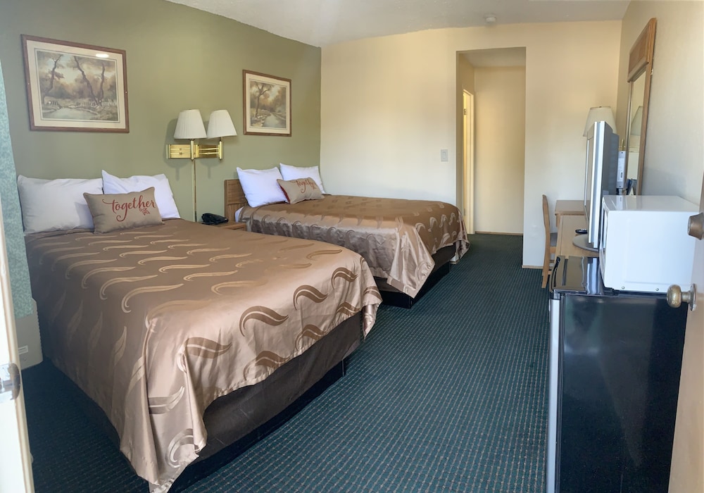 Regency Inn Lakeport