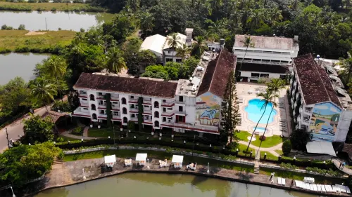 Resorte Marinha Dourada Hotels in Arpora