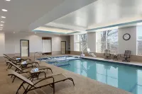 DoubleTree Suites by Hilton Hotel Boston - Cambridge - Pools