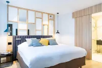 Campanile Paris Ouest - Pont de Suresnes