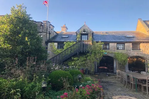 Alnwick Lodge Hotels in Newton-on-the-Moor and Swarland