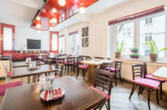 Stadt-Gut-Hotel Rheinischer Hof