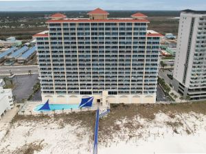 Gulf Shore Gulf Front Condo w Pool-San Carlos-707