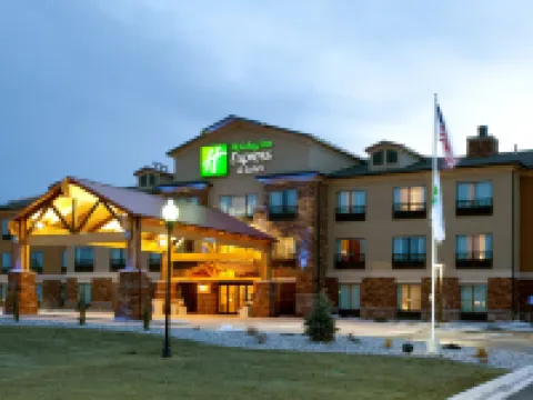 Holiday Inn Express & Suites LANDER by IHG Hotele w: Lander
