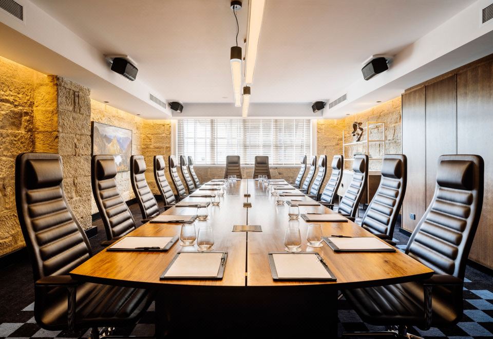 더 타스맨 호텔 로비