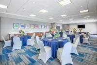 Holiday Inn Express & Suites Surprise Hotels in Surprise