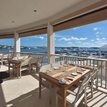 Hamilton Princess & Beach Club - A Fairmont Hotel