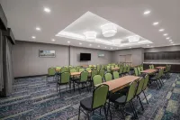 La Quinta Inn & Suites by Wyndham West Memphis Hotels in Marion