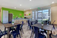 Quality Inn & Suites Hotels in Elgin