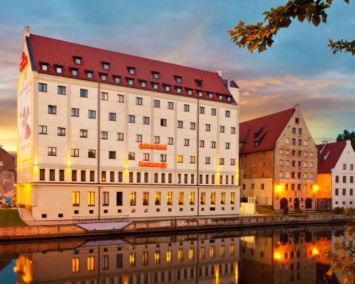Qubus Hotel Gdańsk Hotels near Long Bridge