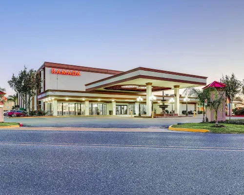 Ramada by Wyndham Metairie New Orleans Airport Hotels near Harrell Stadium
