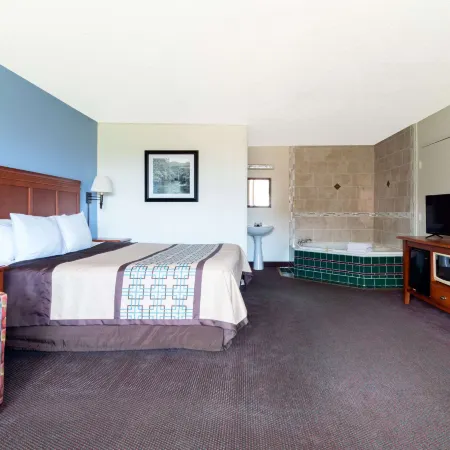 Days Inn by Wyndham Luray Shenandoah