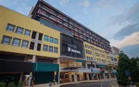 Bespoke Hotel Puchong Hotels near Skytomato Sdn Bhd