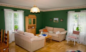 Prostgården - Housity