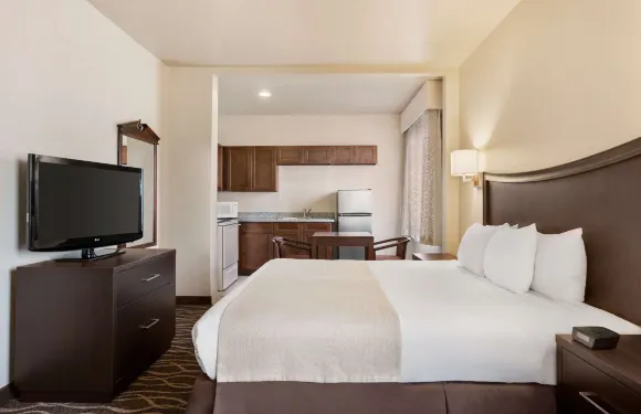 克盧特/傑克森湖温德姆唄盟酒店