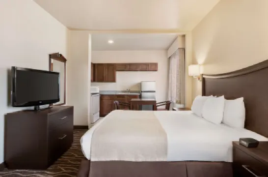 Baymont by Wyndham Clute/Lake Jackson Hotels in Brazoria County