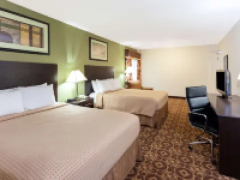 Super 8 by Wyndham Decatur/Dntn/Atlanta Area Hotels in Decatur
