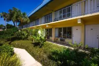 Naples Garden Inn