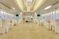 Residence Cerere Hotels in Laura
