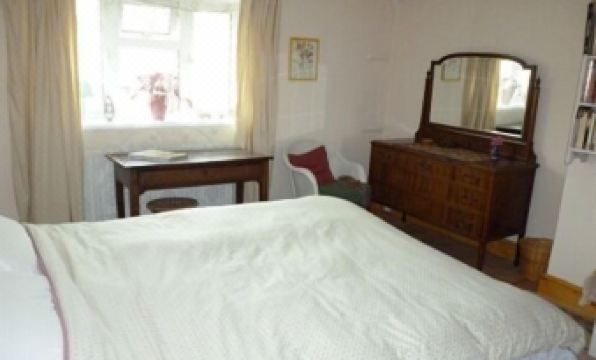 Calne Bed and Breakfast - Housity