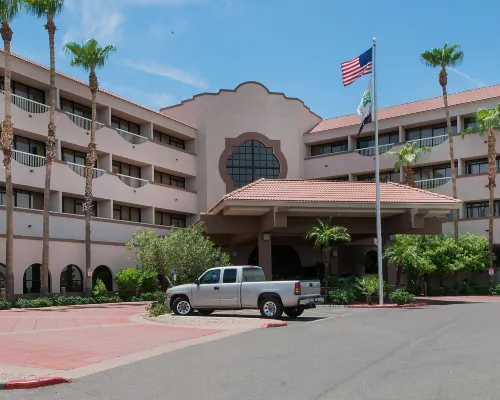 GreenTree Hotel Phoenix West Hotels near Estrella