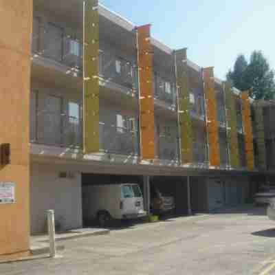 Berkeley Inn Hotel Exterior