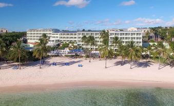 Coconut Court Beach Hotel