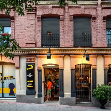 Petit Hostel La Latina