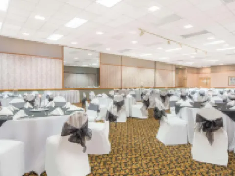 Ramada by Wyndham Cumberland Downtown Hotels in Cumberland