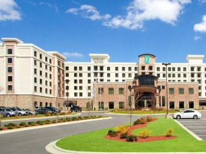 Embassy Suites by Hilton Fayetteville Fort Liberty