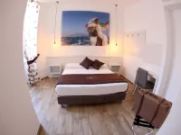 Dimora Diamante Hotels in Naples