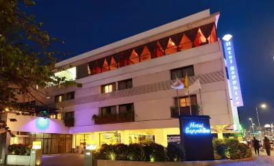 Hotel Sapphire Hotels in Colombo 06