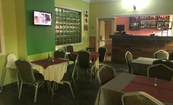 Tripoint Richmond Hotel