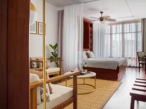 Amanjaya Pancam Suites Hotel