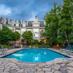 Holiday Inn Express & Suites TREMBLANT by IHG - Rooftop Pools