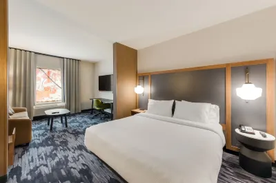 Fairfield Inn & Suites Columbus Canal Winchester Các khách sạn gần Sân bay quốc tế Rickenbacker