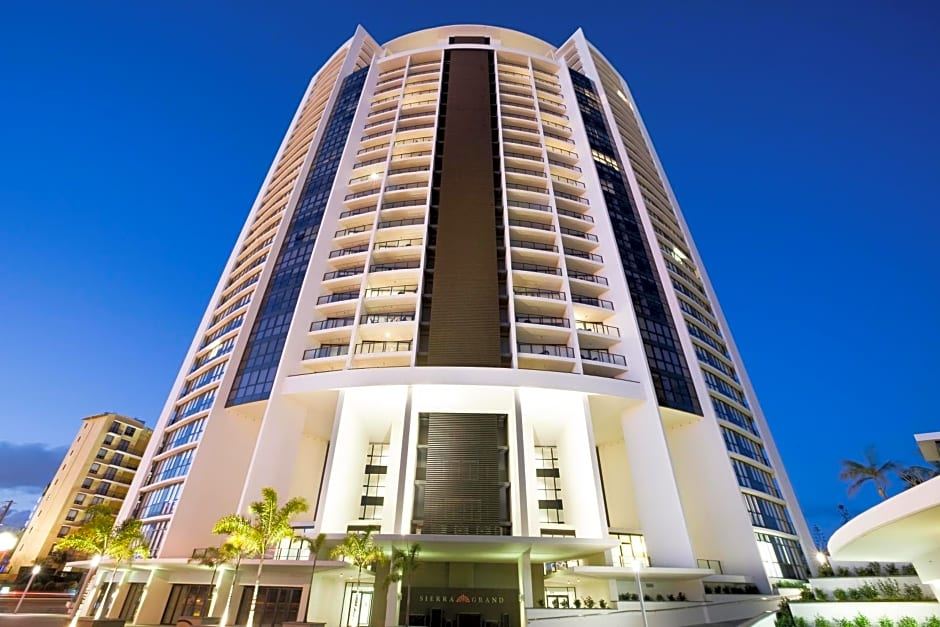 Mantra Sierra Grand Hotels in Broadbeach