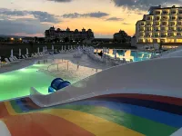Sunrise Blue Magic Resort - All Inclusive - Beach